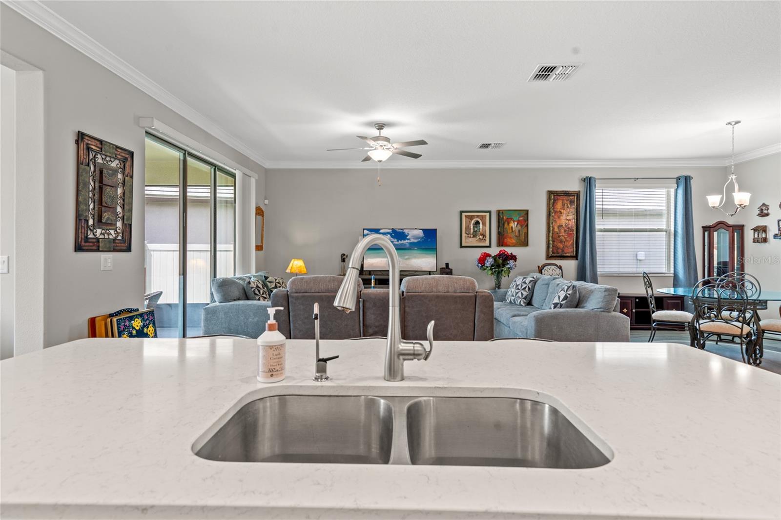 Listing photo id 16 for 31665 Magna Gulf Loop