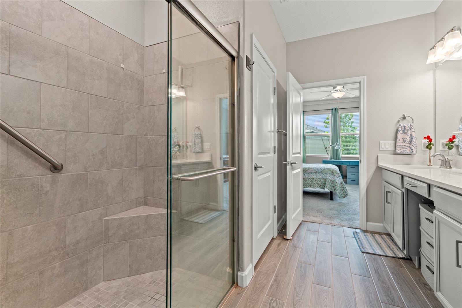 Listing photo id 22 for 31665 Magna Gulf Loop