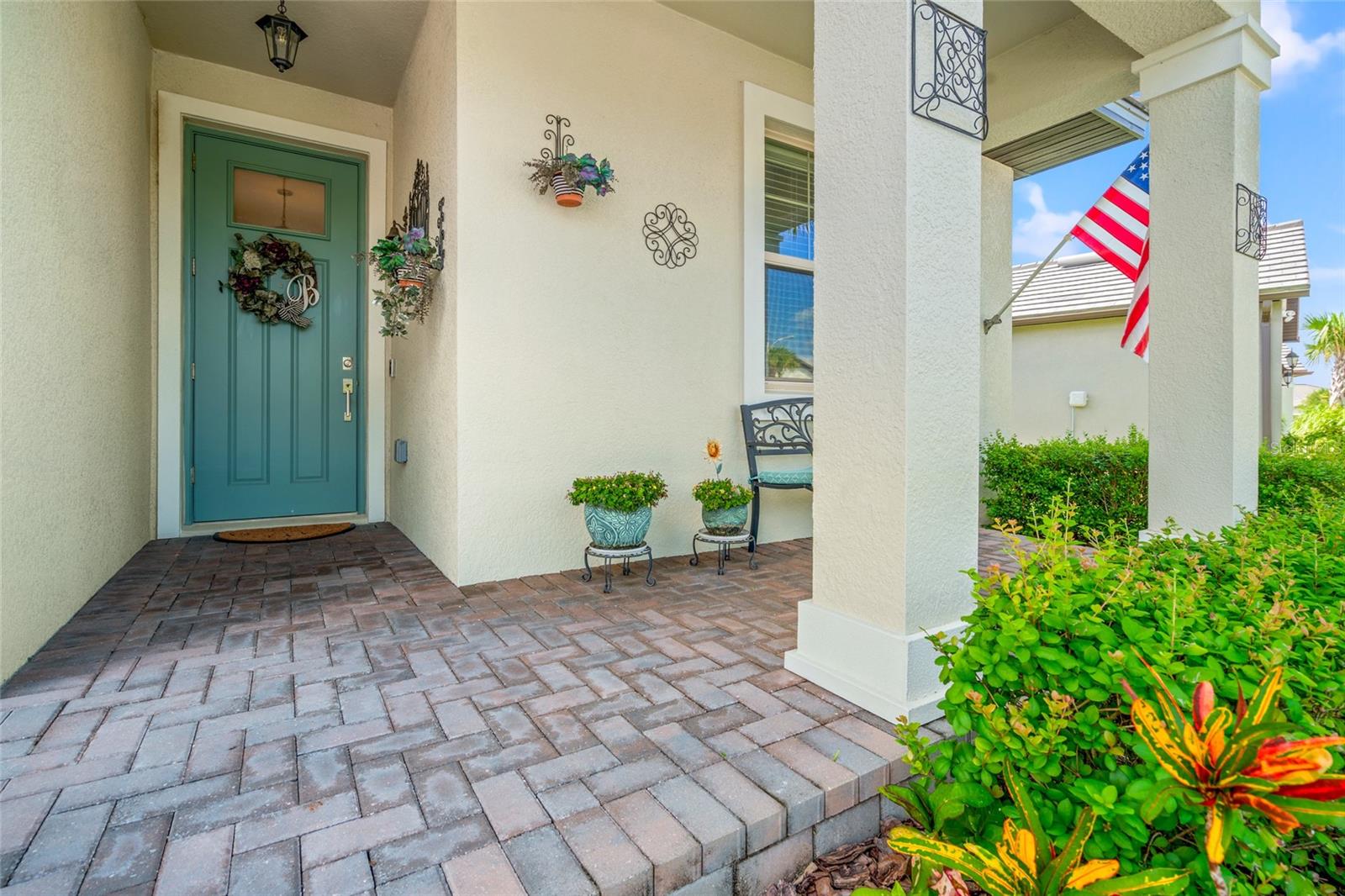 Listing photo id 2 for 31665 Magna Gulf Loop
