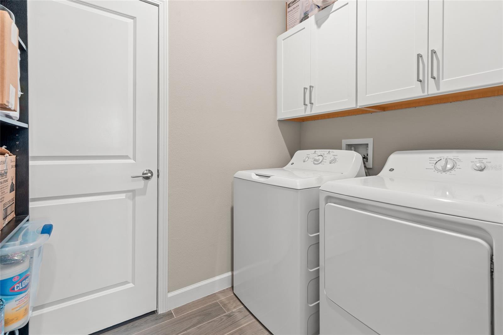 Listing photo id 7 for 31665 Magna Gulf Loop