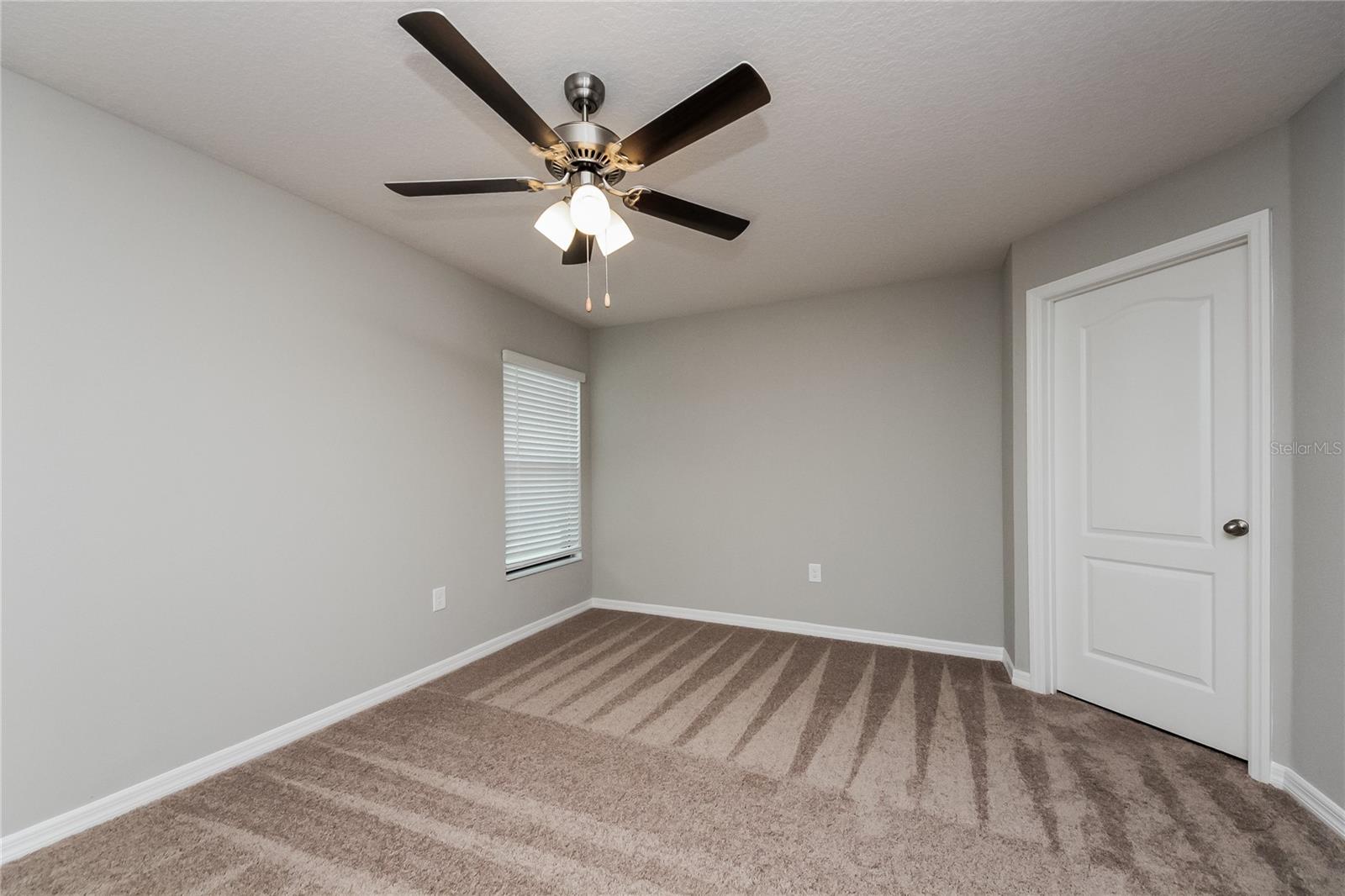 Image 10 of 16 For 387 Begonia Court