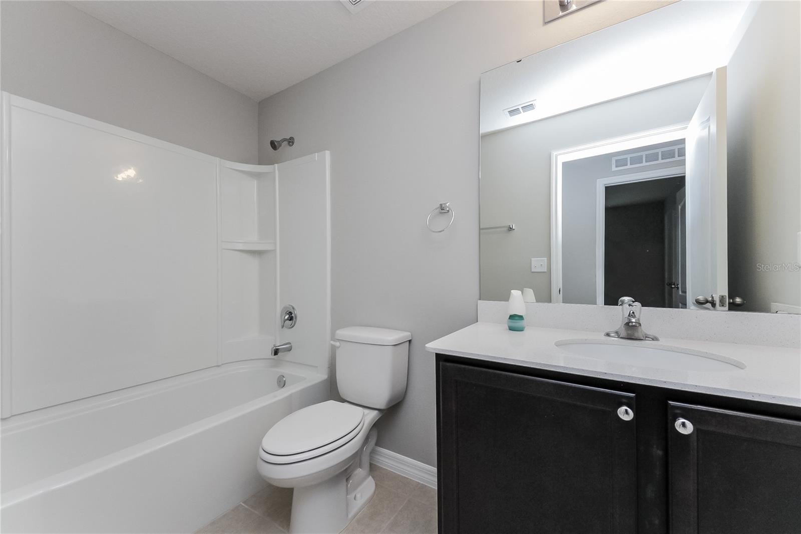 Image 14 of 16 For 387 Begonia Court