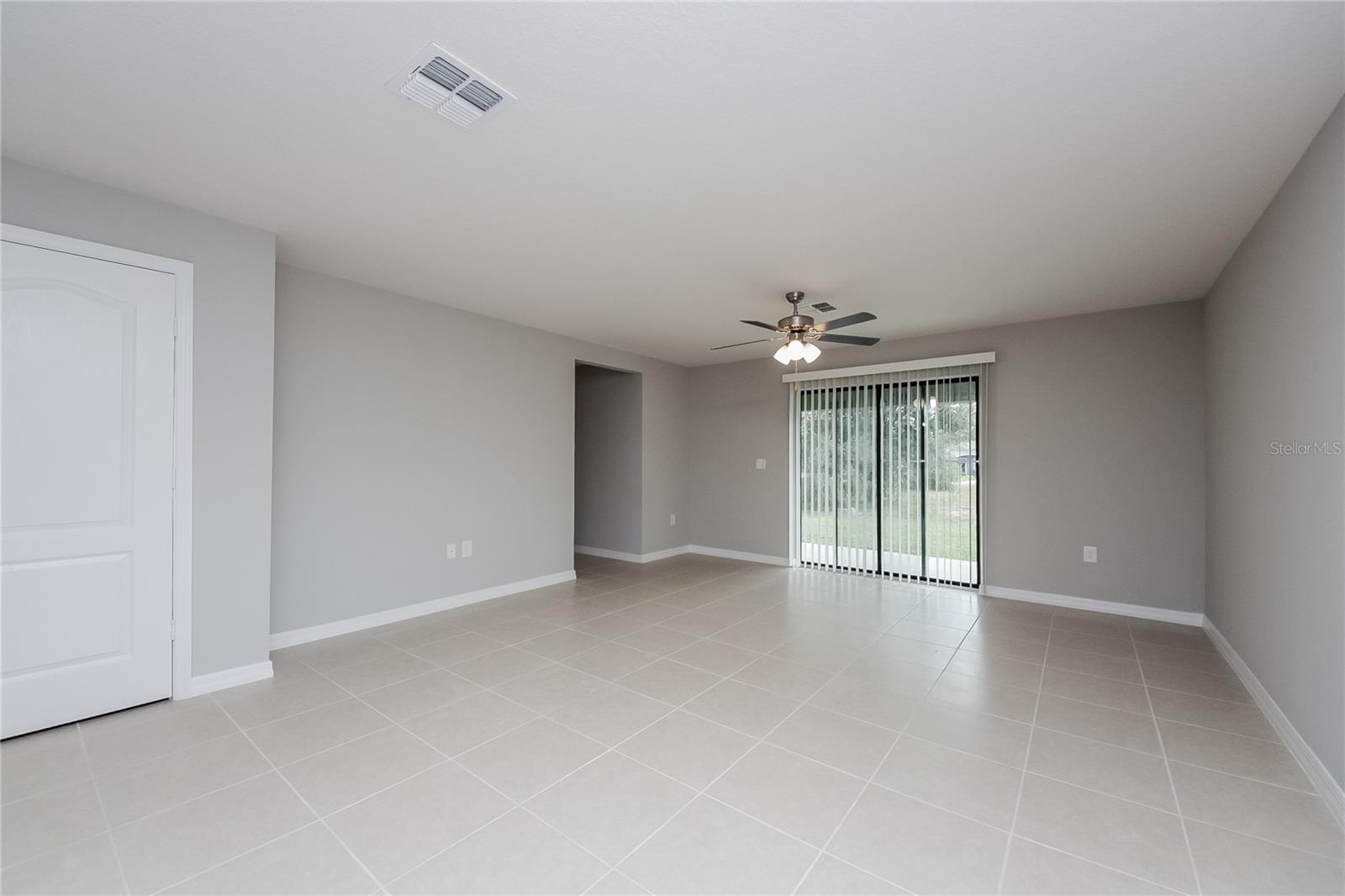 Image 5 of 16 For 387 Begonia Court