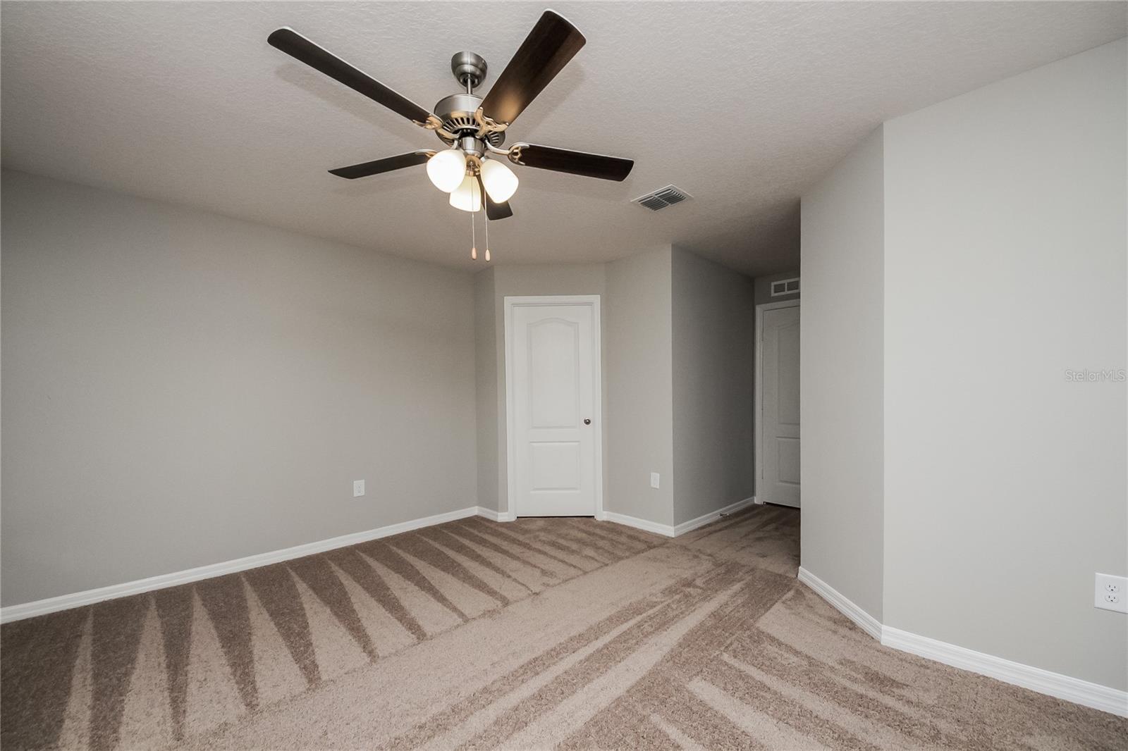 Image 9 of 16 For 387 Begonia Court