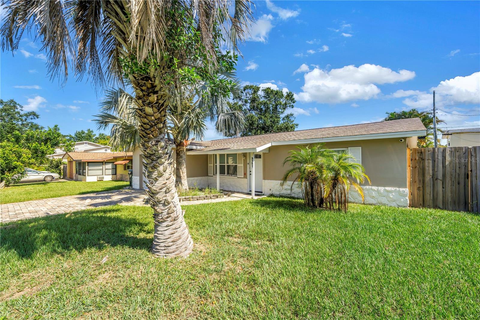 Image 4 of 47 For 3321 21st Place Sw