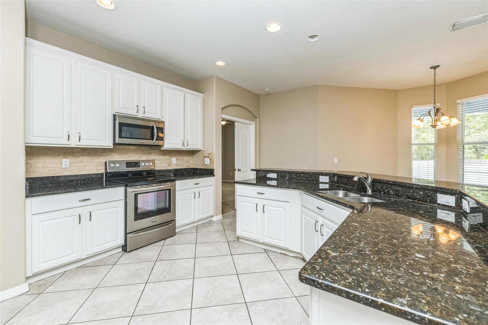 Image 10 of 31 For 4404 Copper Hill Drive