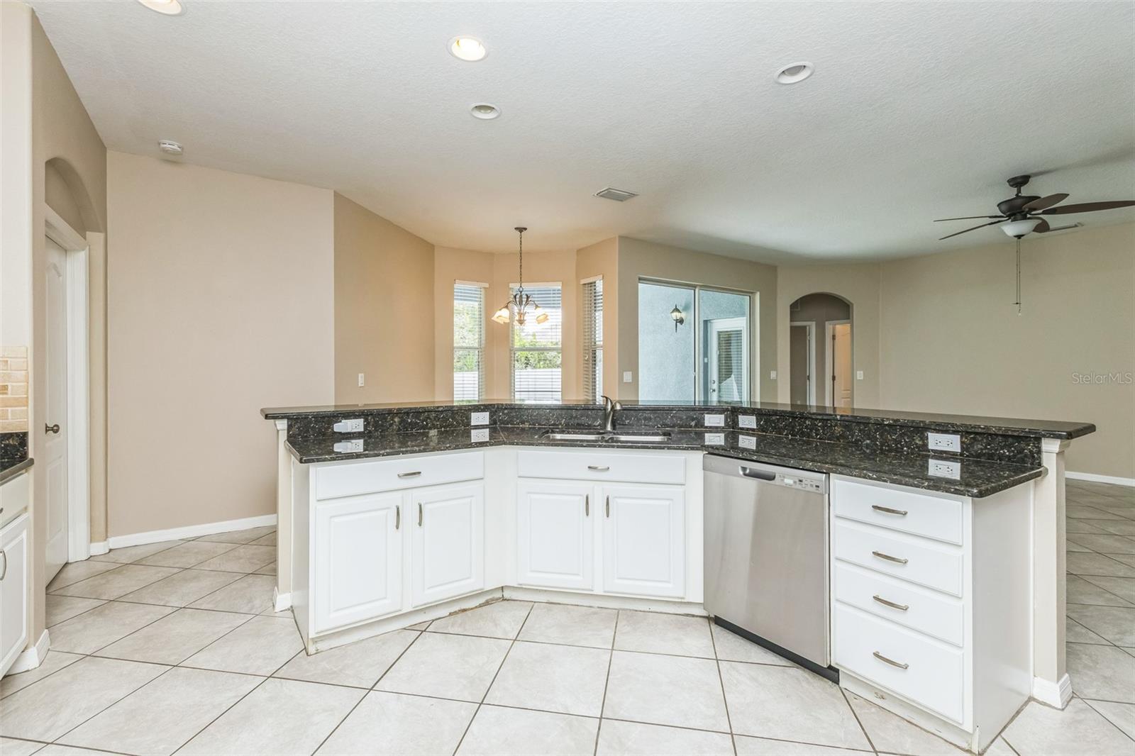 Image 11 of 31 For 4404 Copper Hill Drive