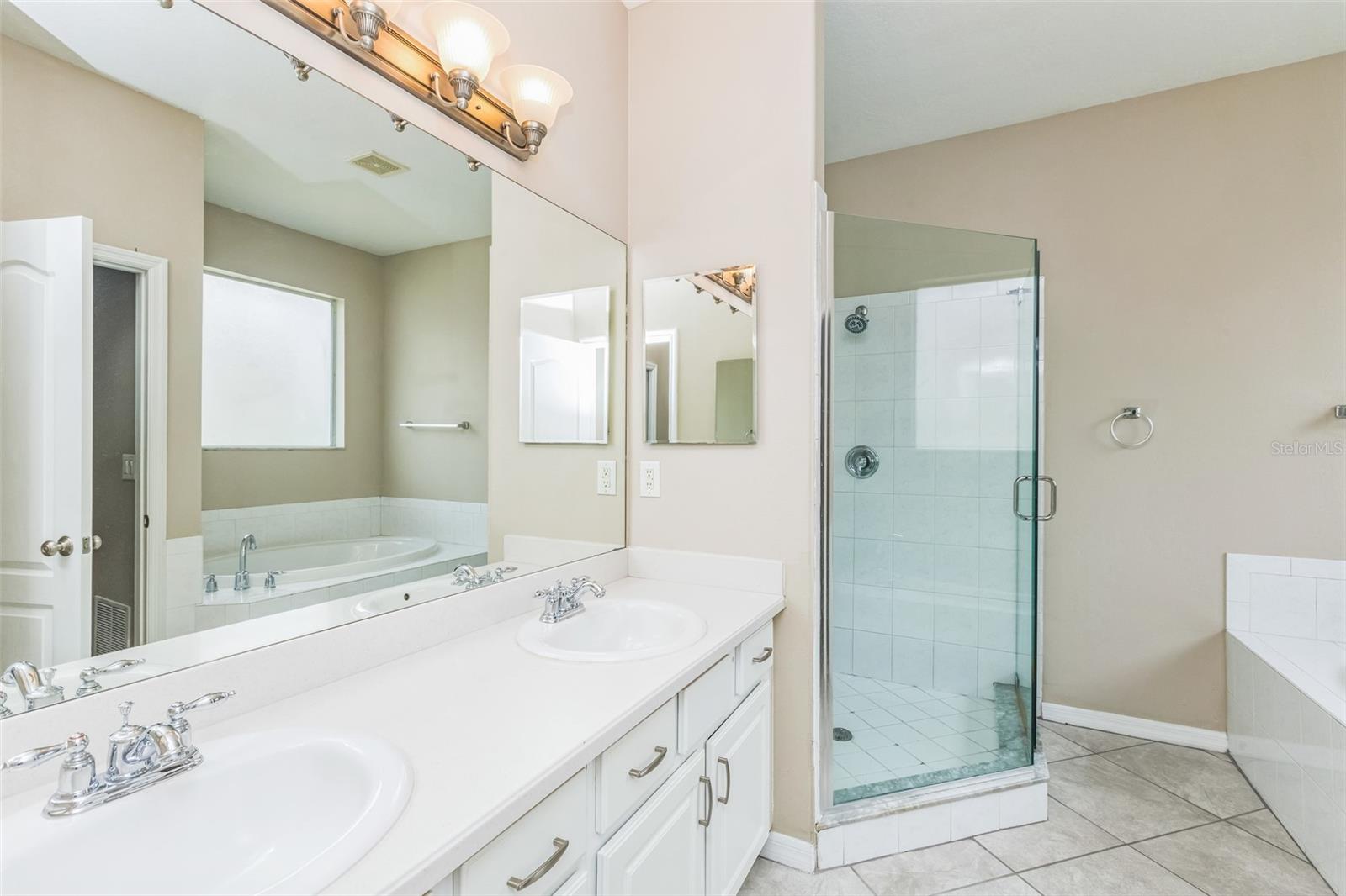 Image 14 of 31 For 4404 Copper Hill Drive