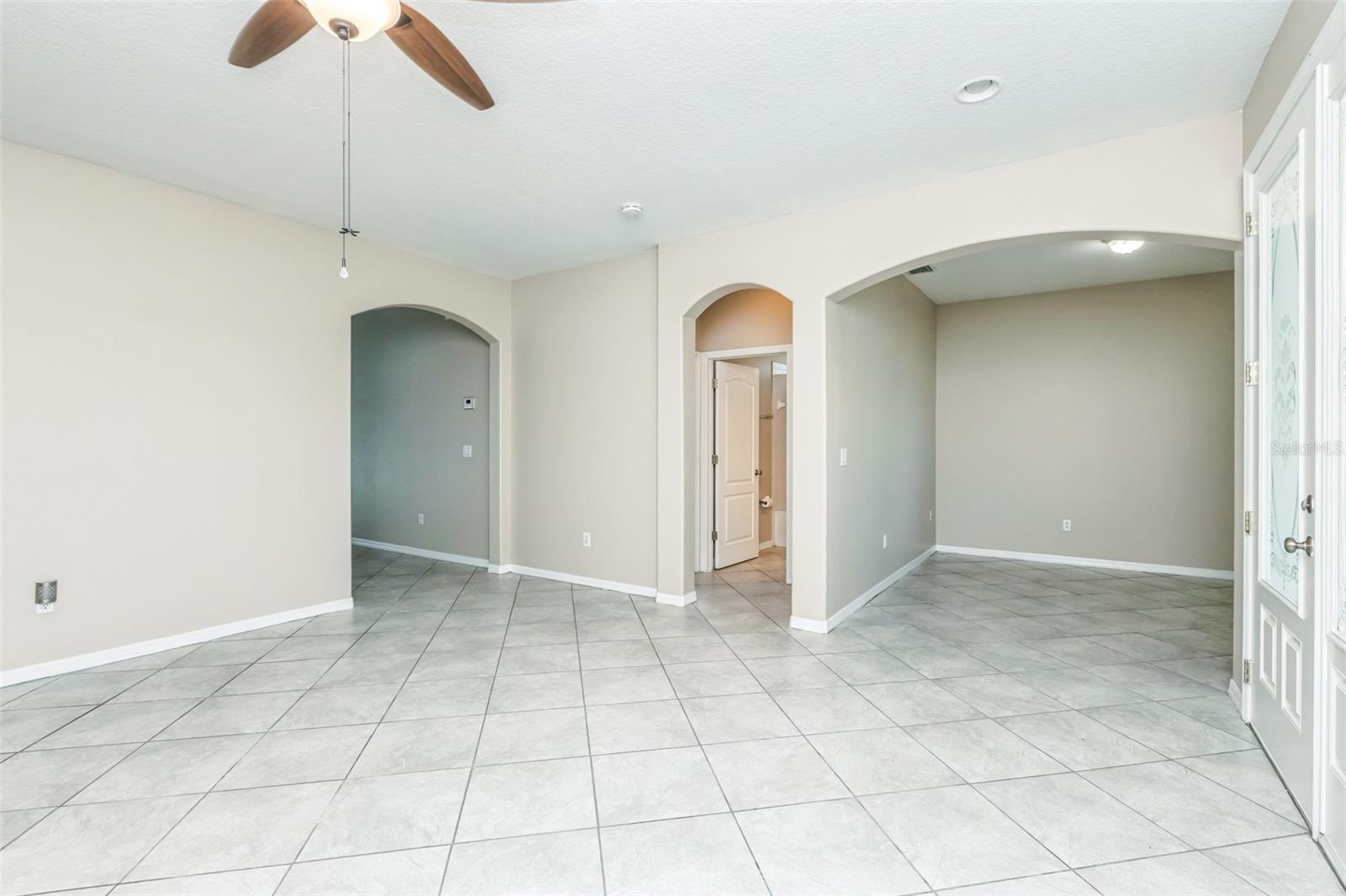 Image 18 of 31 For 4404 Copper Hill Drive
