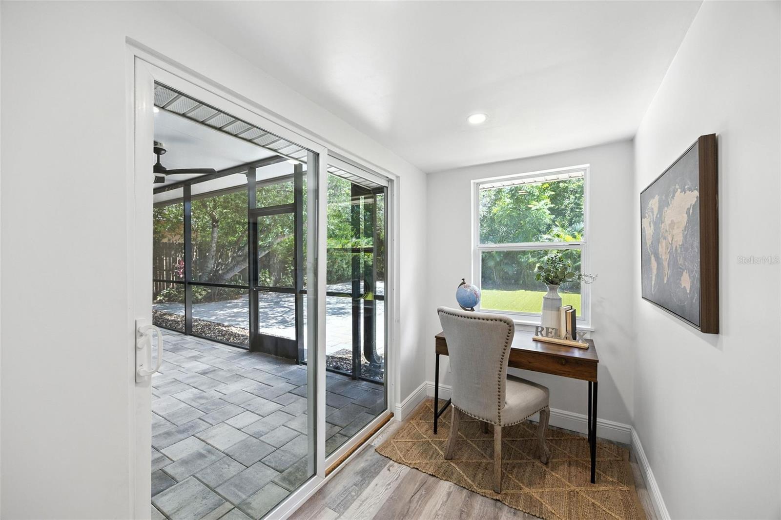 Image 14 of 38 For 657 Laura Lane