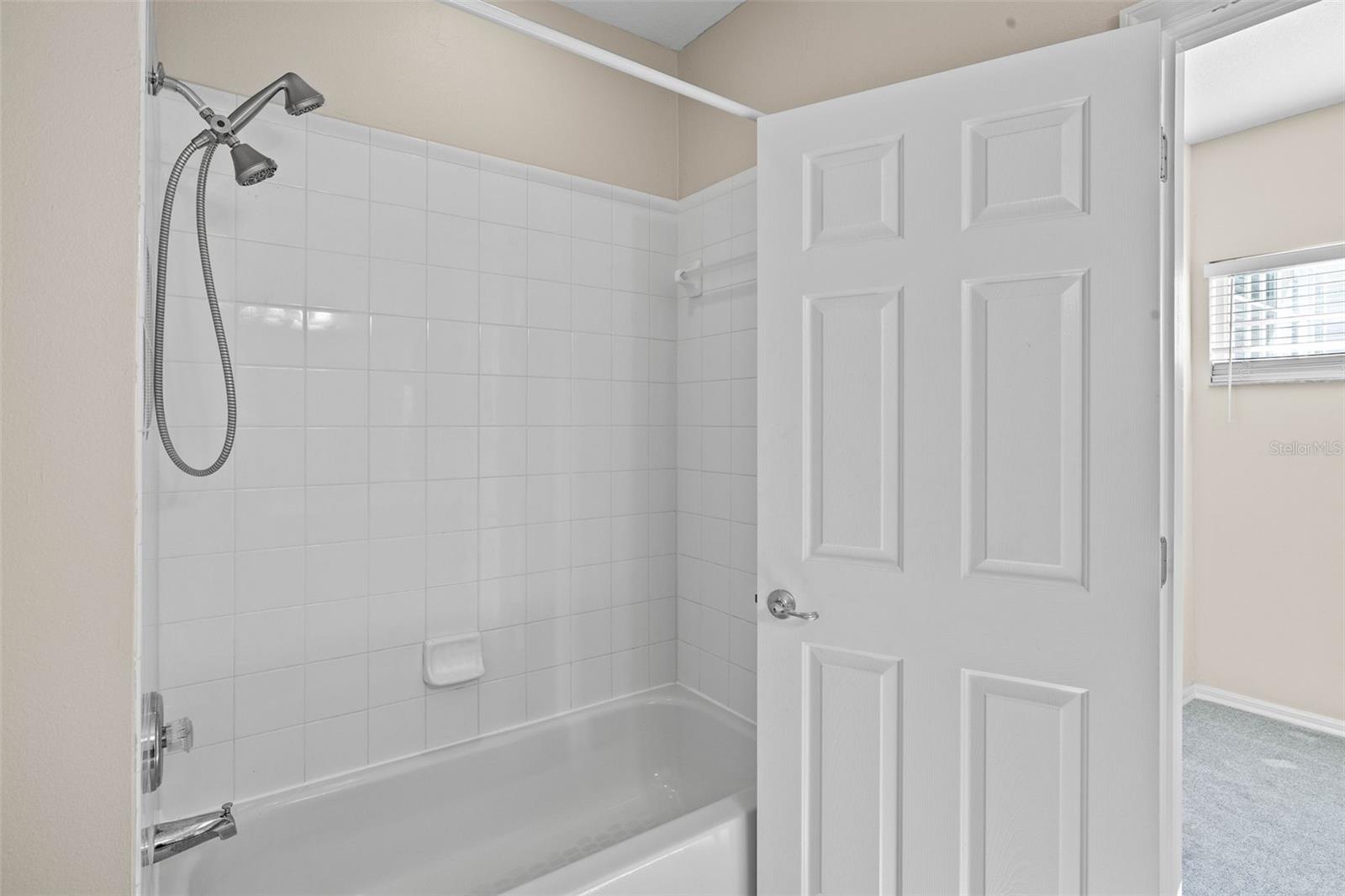 Image 20 of 38 For 14545 Mirabelle Vista Circle