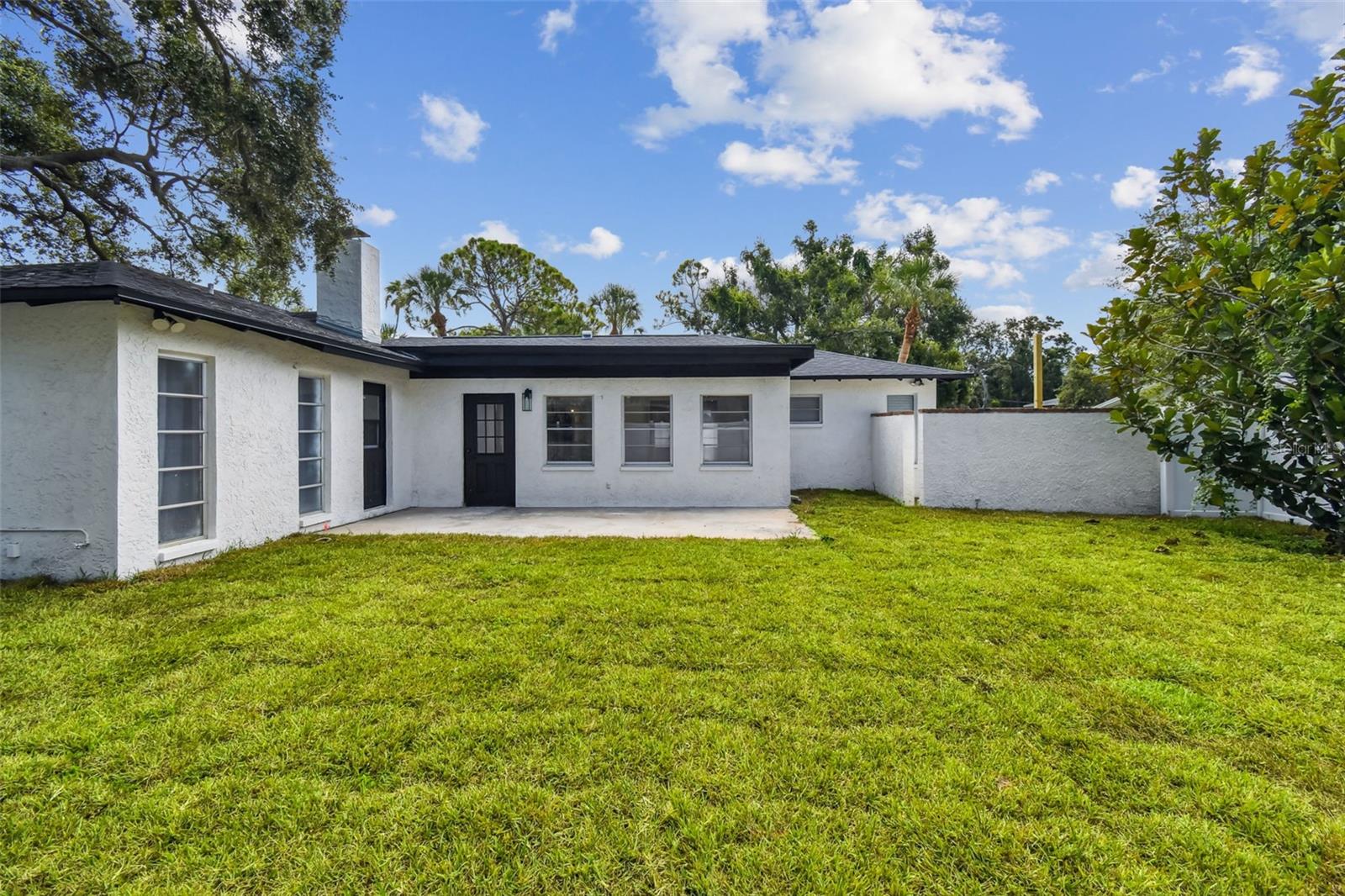 Image 73 of 95 For 6701 30th Street S