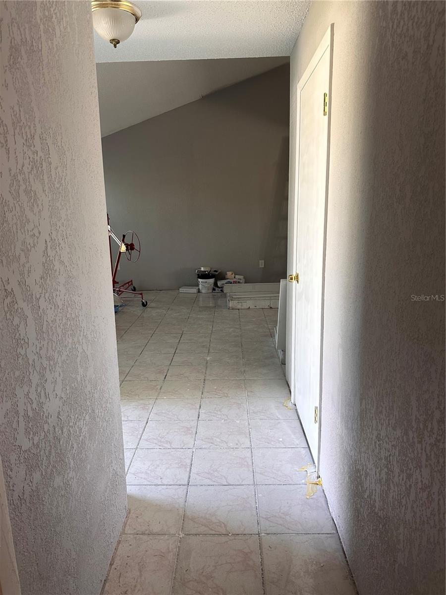 Image 22 of 23 For 11207 Crossmill Drive