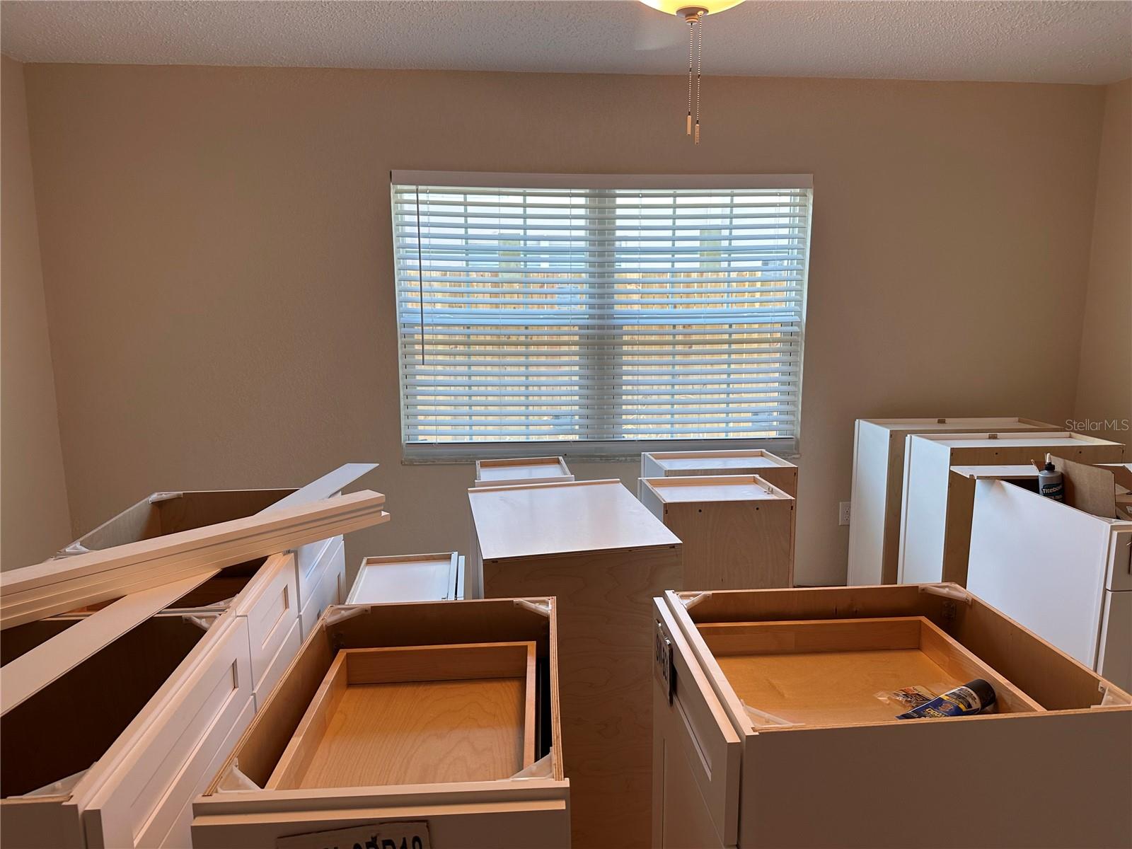 Image 7 of 23 For 11207 Crossmill Drive