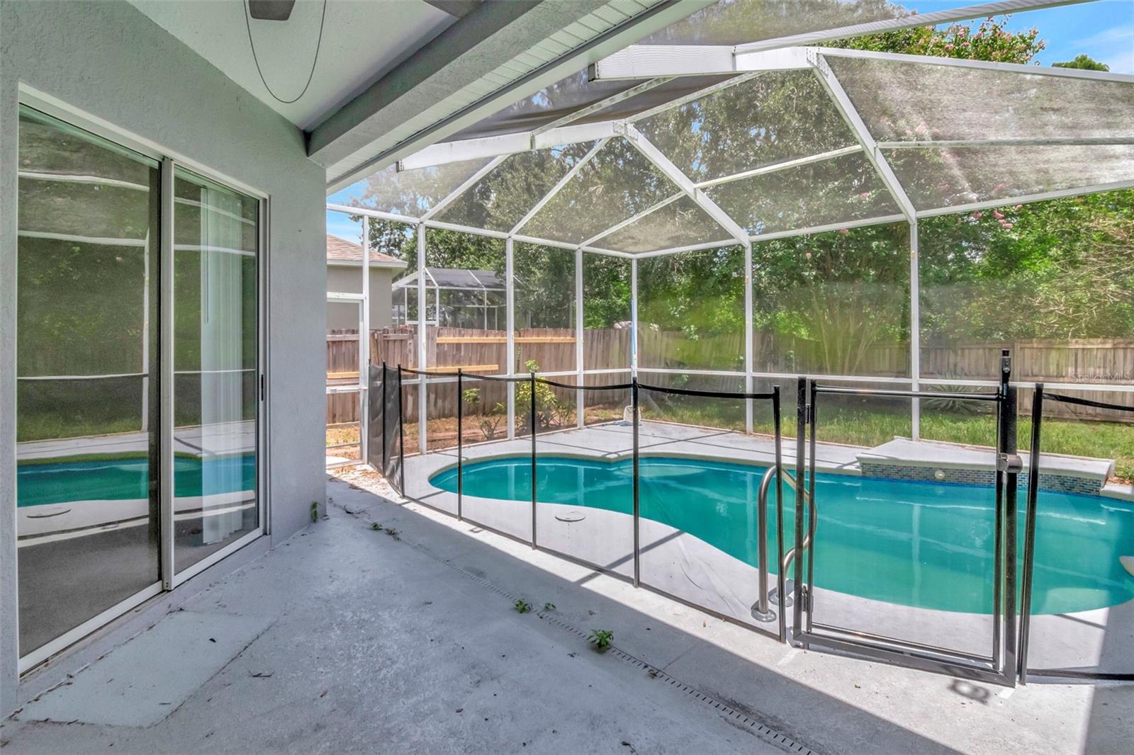 Image 37 of 50 For 6813 Regents Village Way