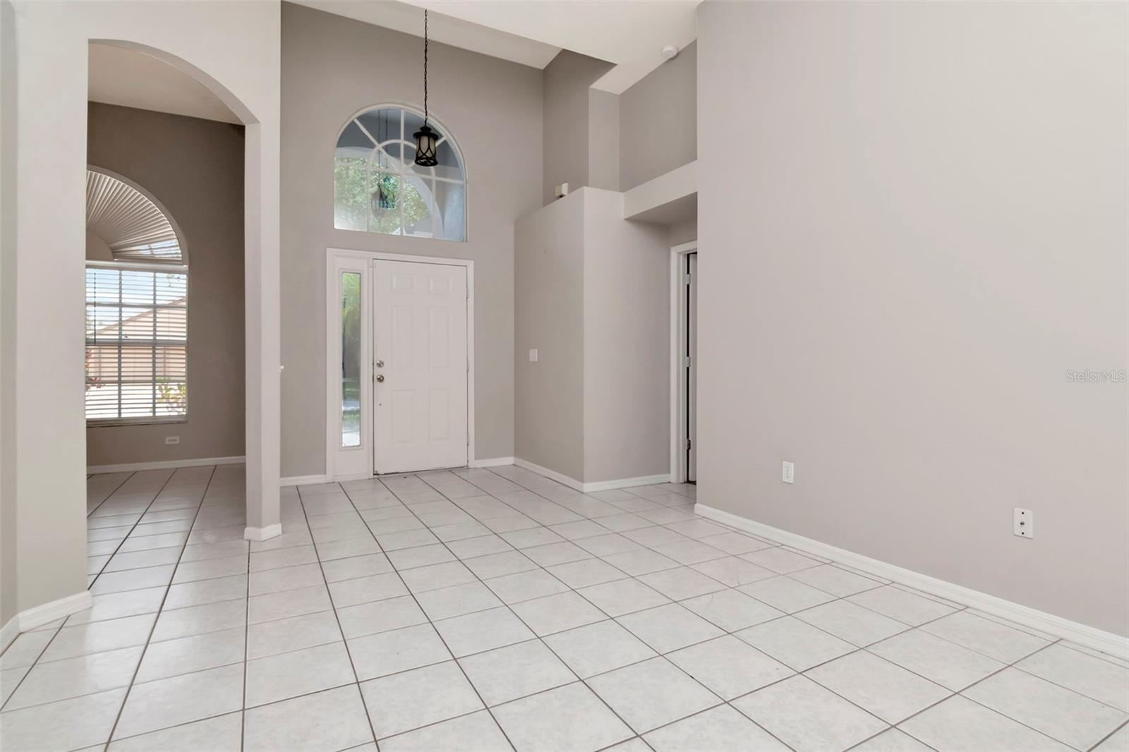 Image 6 of 50 For 6813 Regents Village Way