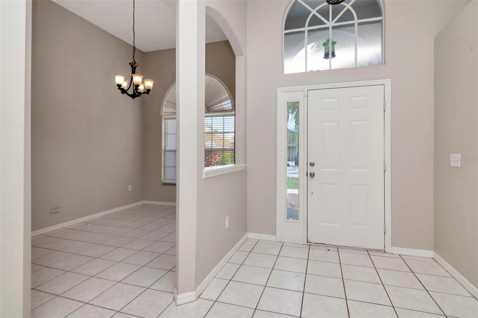 Image 8 of 50 For 6813 Regents Village Way