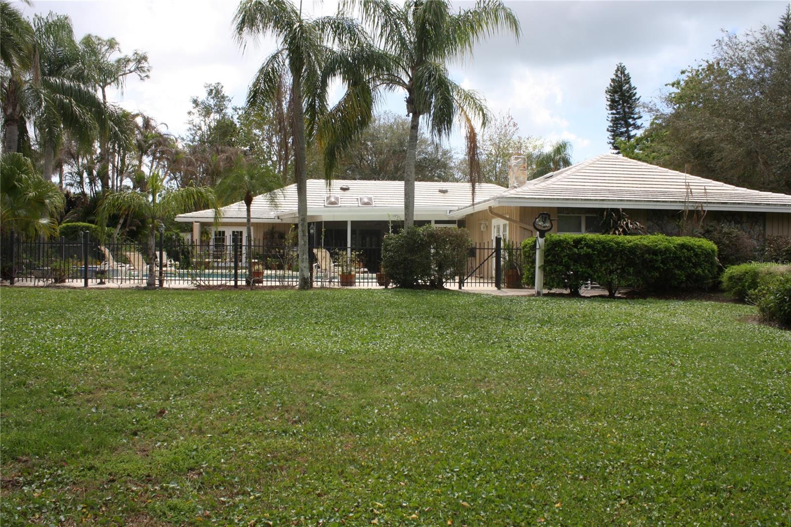 Image 31 of 51 For 12925 110th Avenue