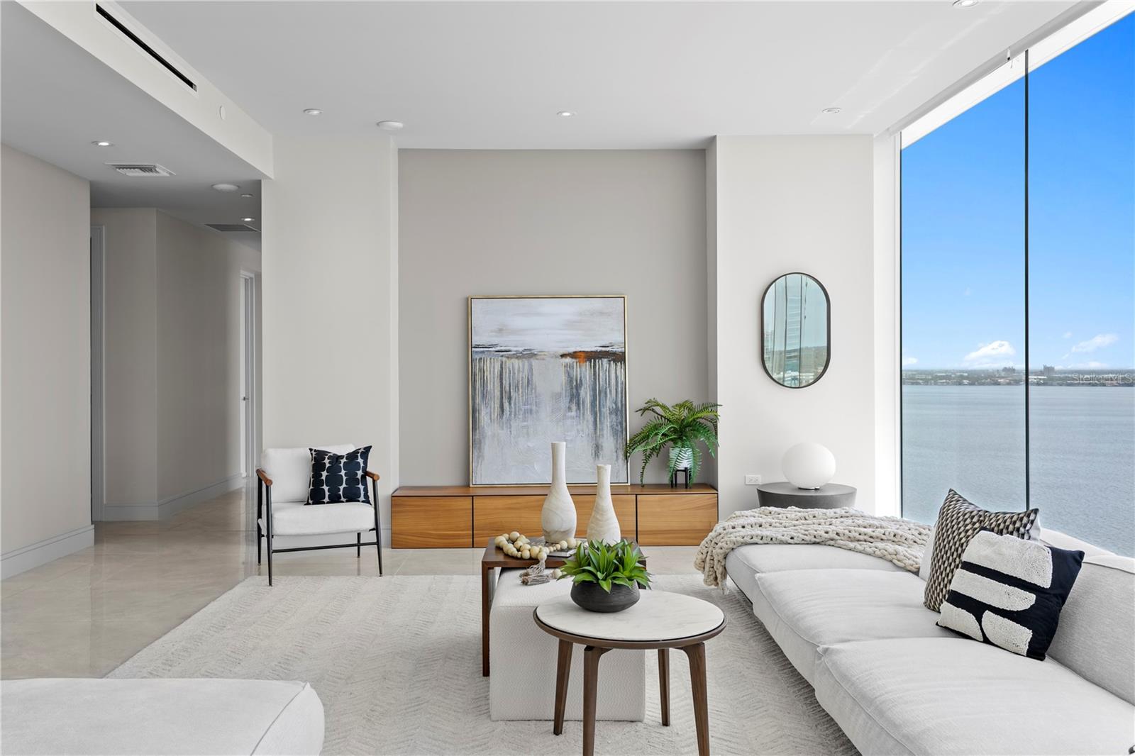 Image 11 of 93 For 2619 Bayshore Boulevard 1400