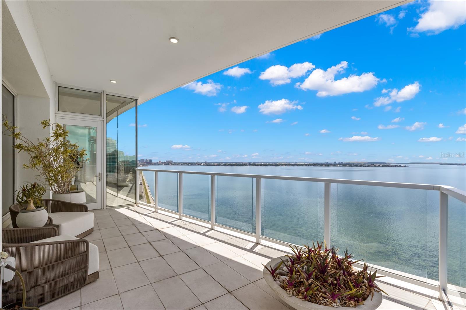 Image 14 of 93 For 2619 Bayshore Boulevard 1400