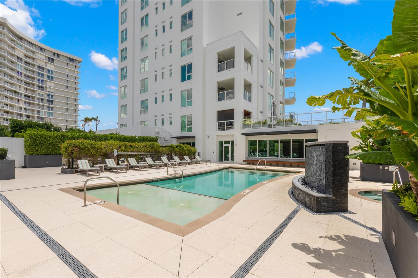 Image 50 of 93 For 2619 Bayshore Boulevard 1400