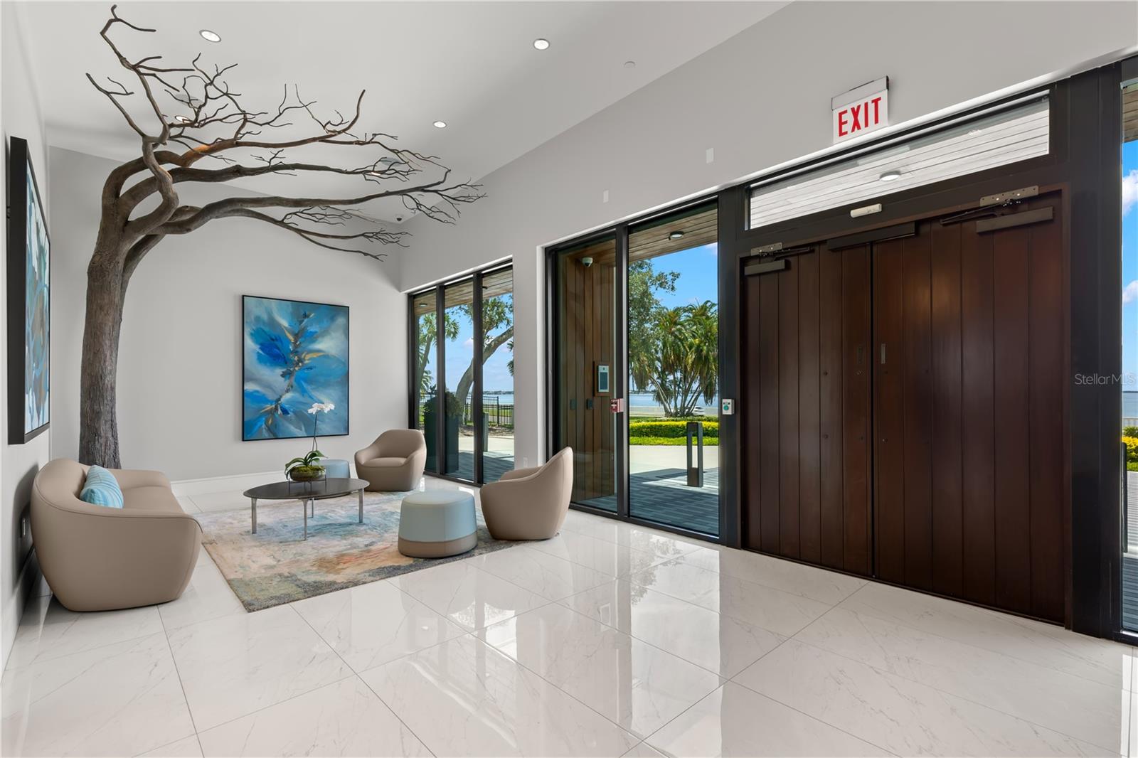 Image 60 of 93 For 2619 Bayshore Boulevard 1400