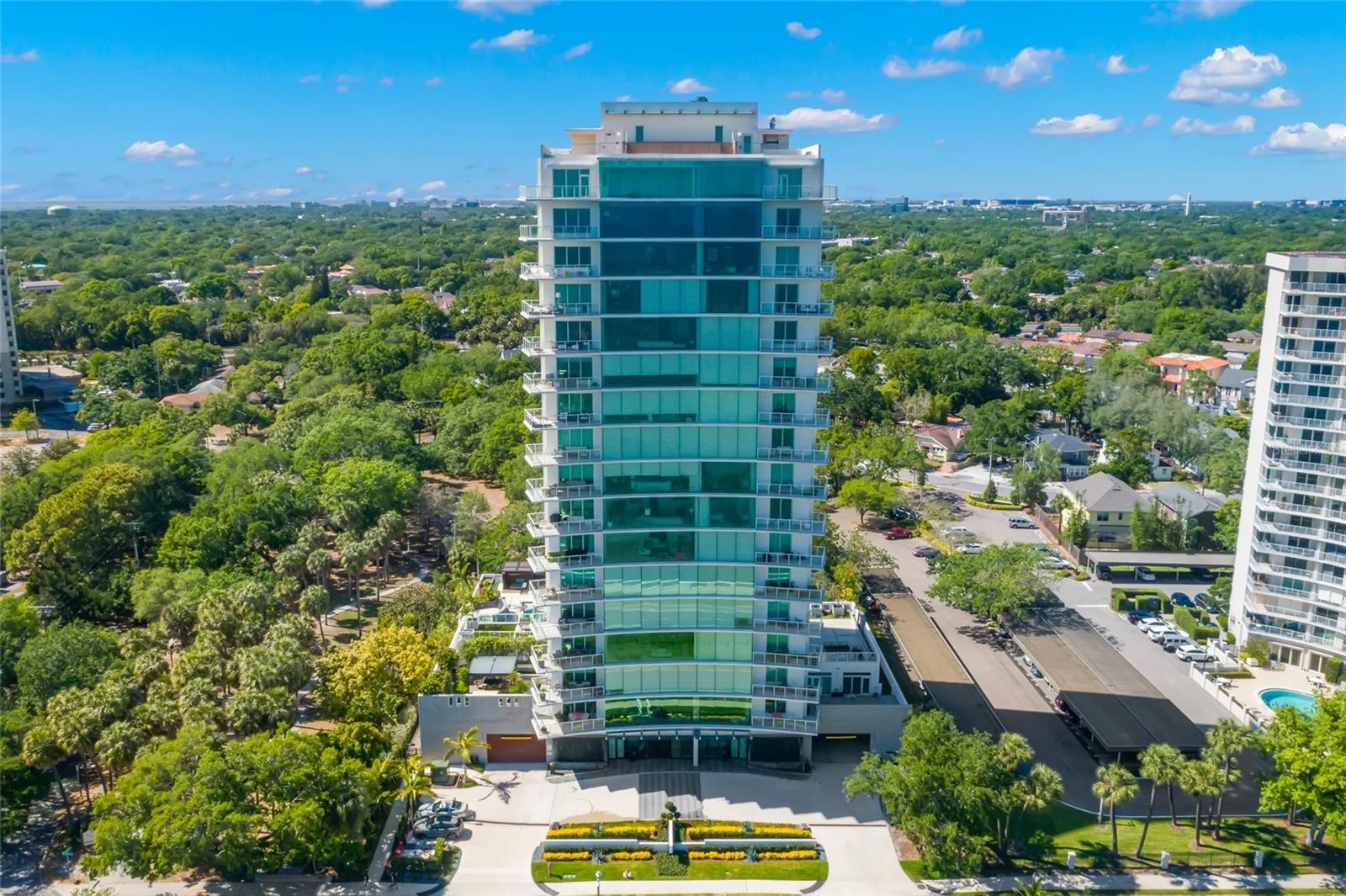 Image 65 of 93 For 2619 Bayshore Boulevard 1400