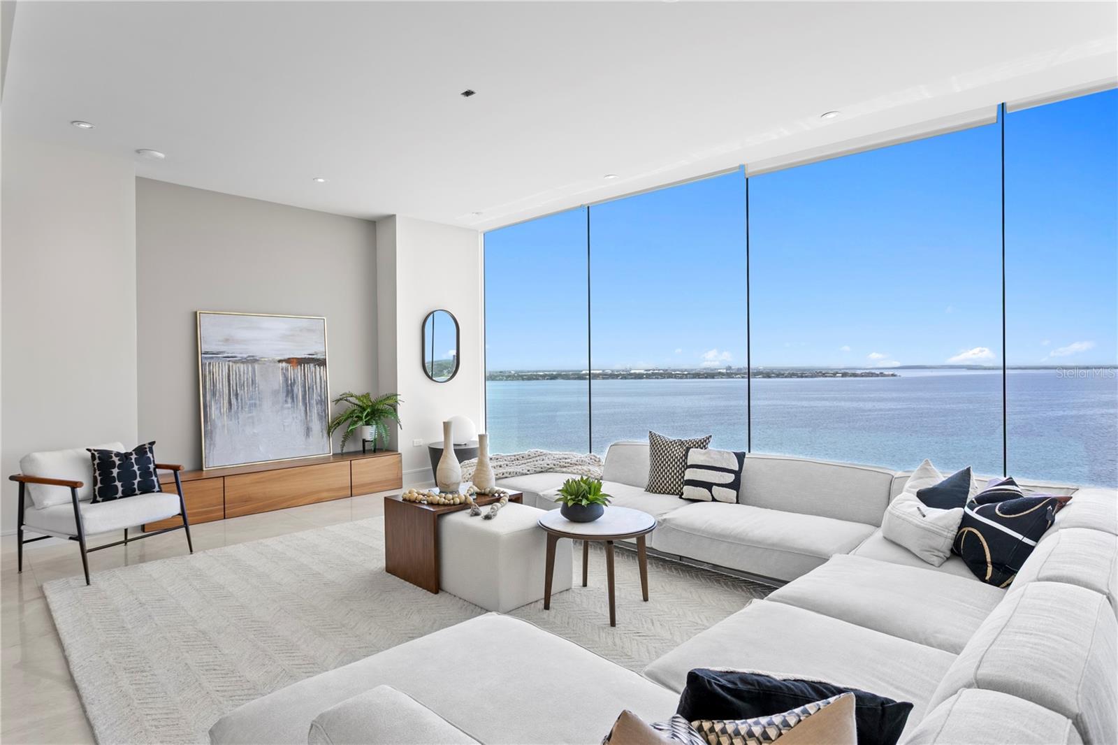 Image 8 of 93 For 2619 Bayshore Boulevard 1400