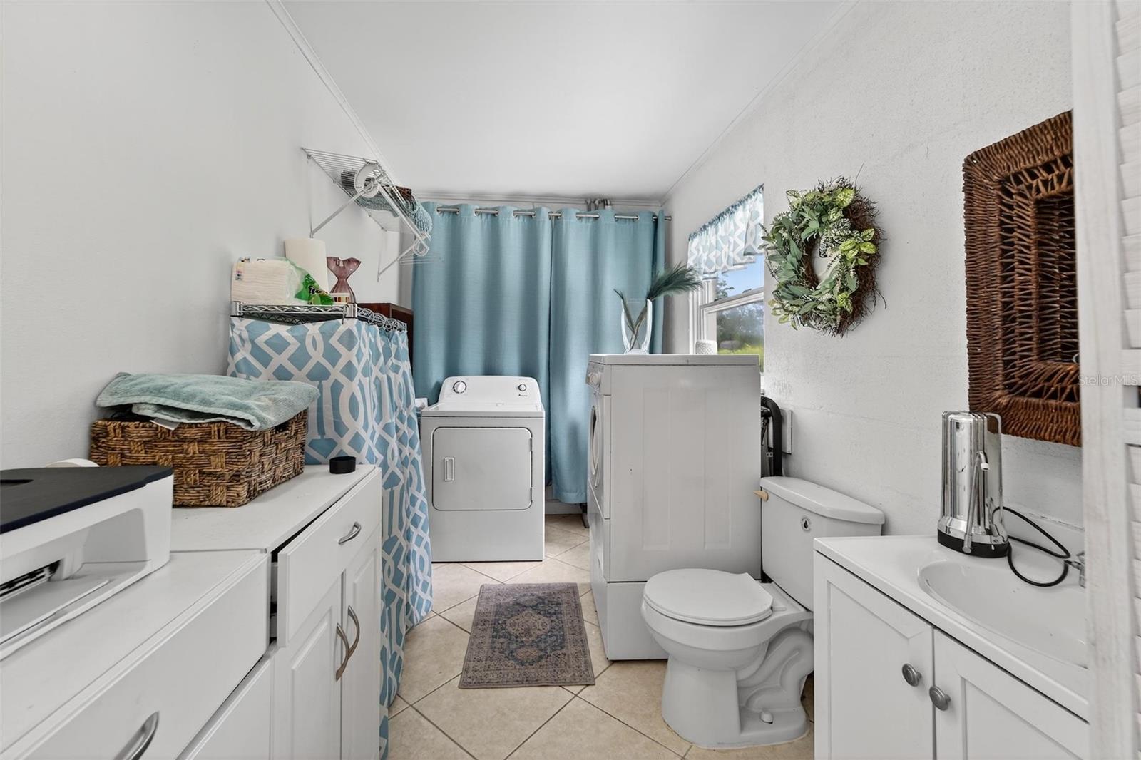 Image 34 of 57 For 4100 Narvarez Way S