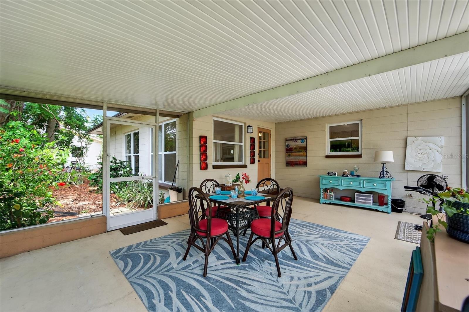 Image 35 of 57 For 4100 Narvarez Way S