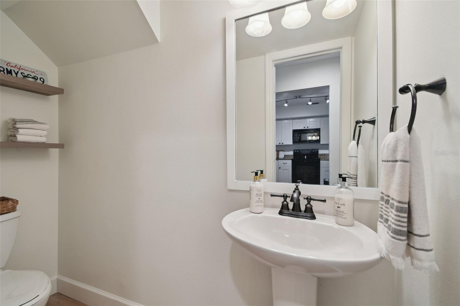 Image 16 of 51 For 4835 Flamingo Road