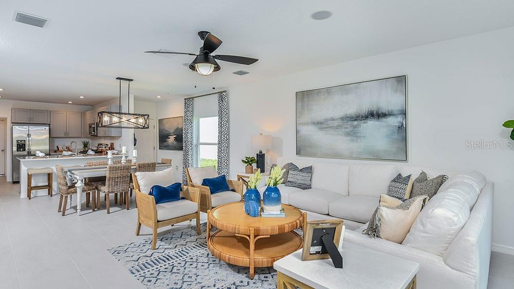 Listing photo id 8 for 12479 Whisk Court