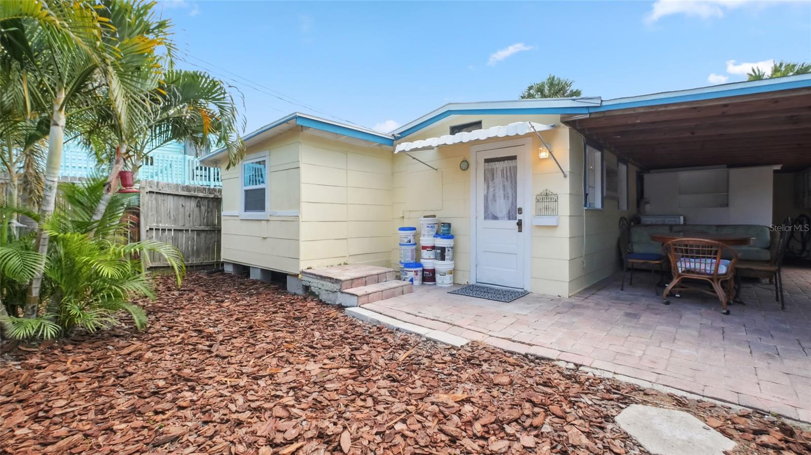 Listing photo id 28 for 3025 56th Street S