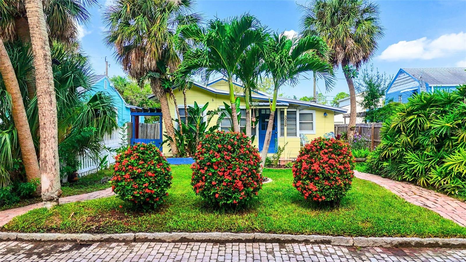 Listing photo id 30 for 3025 56th Street S