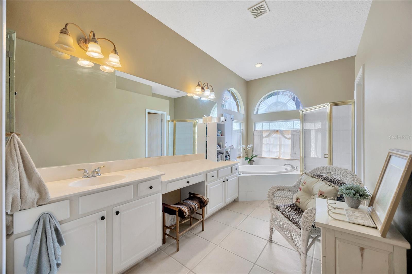 Image 41 of 69 For 4850 Walnut Ridge Road