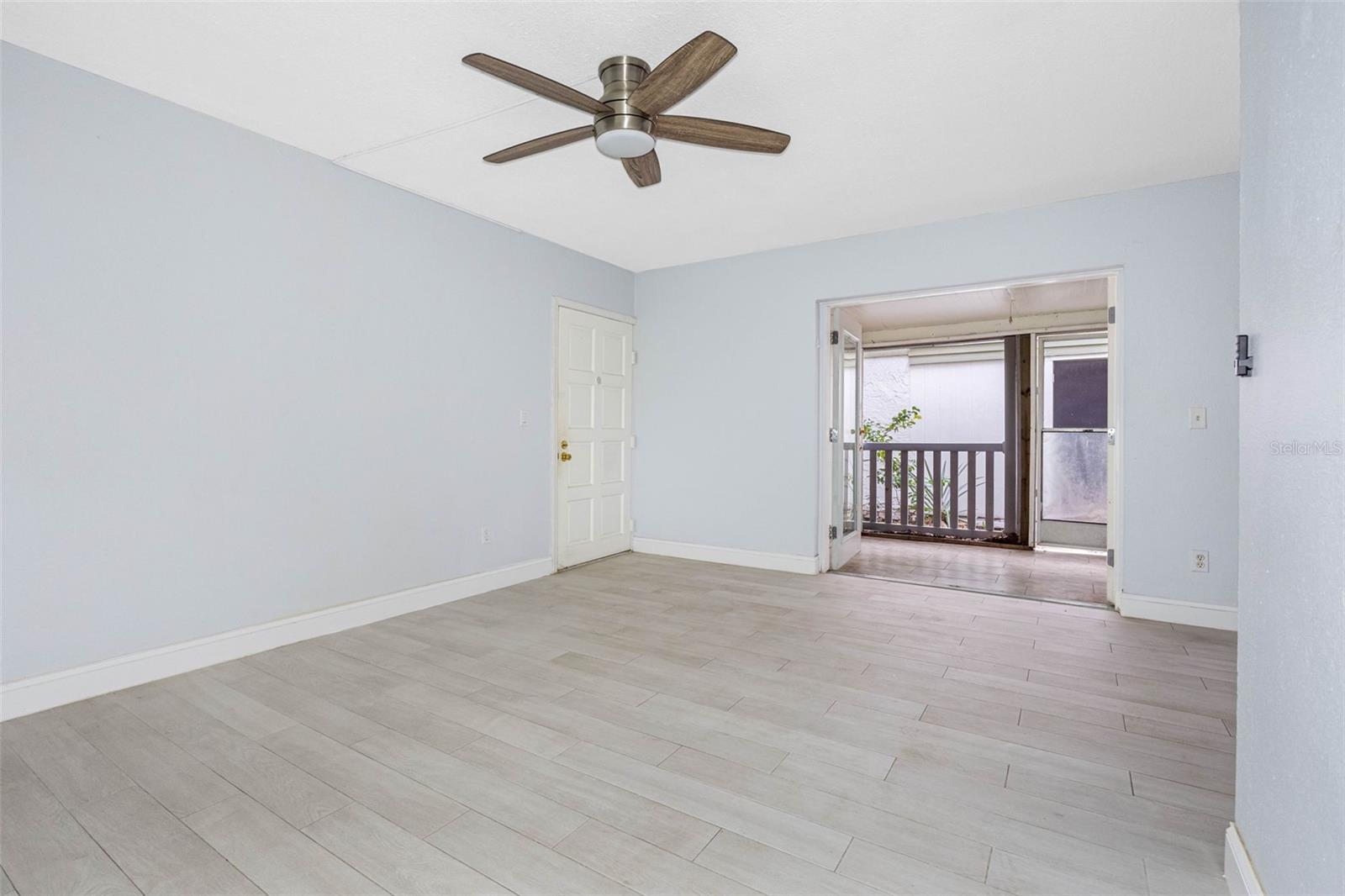 Image 8 of 39 For 4611 North B Street 129