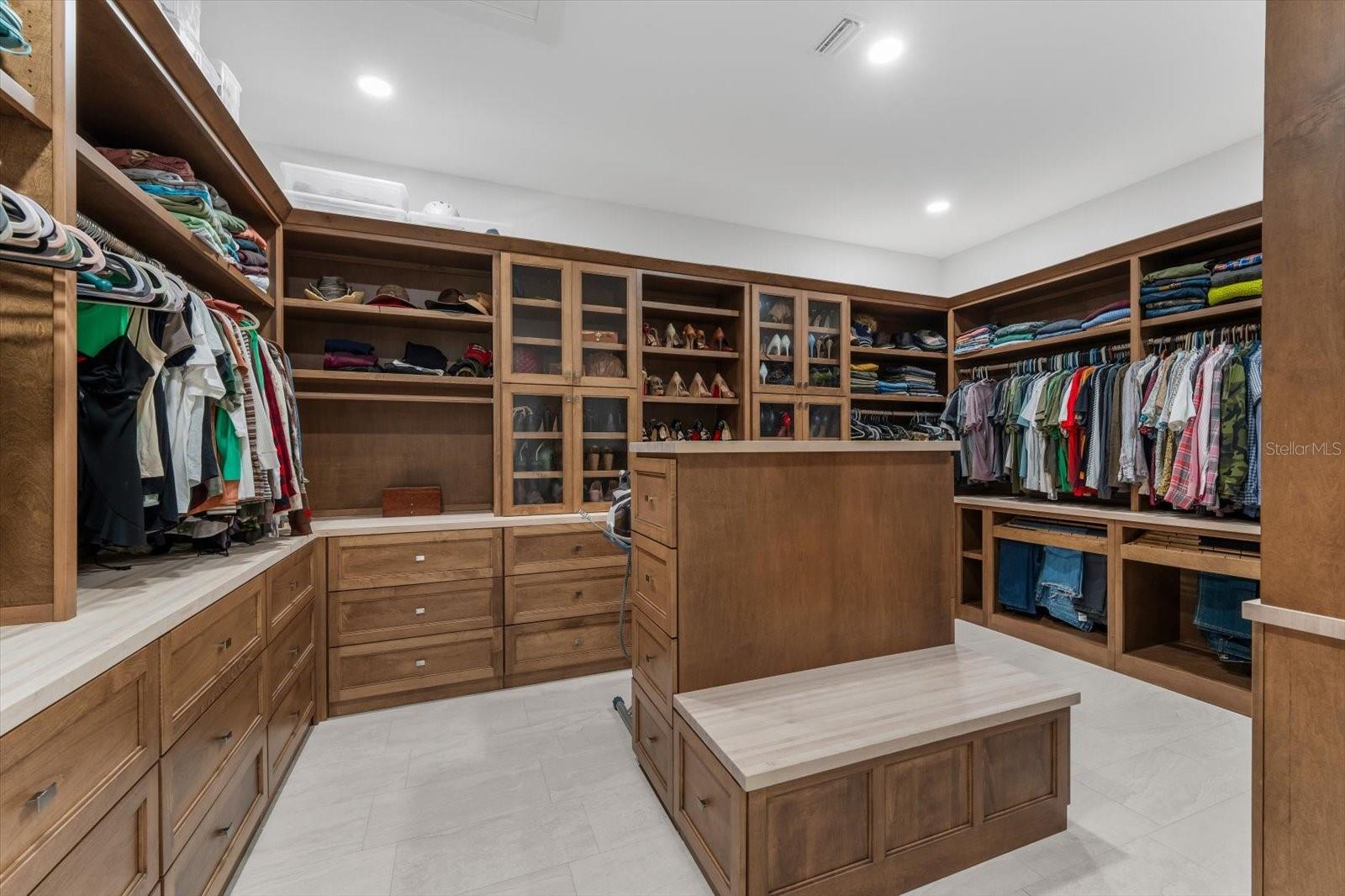 Image 40 of 89 For 10808 Leafwing Drive