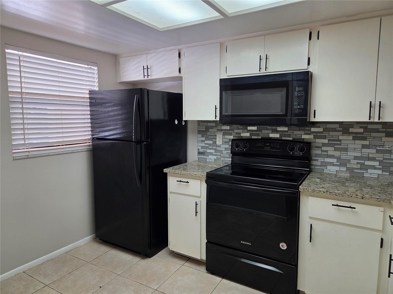 Image 8 of 45 For 7808 Niagara Avenue 222