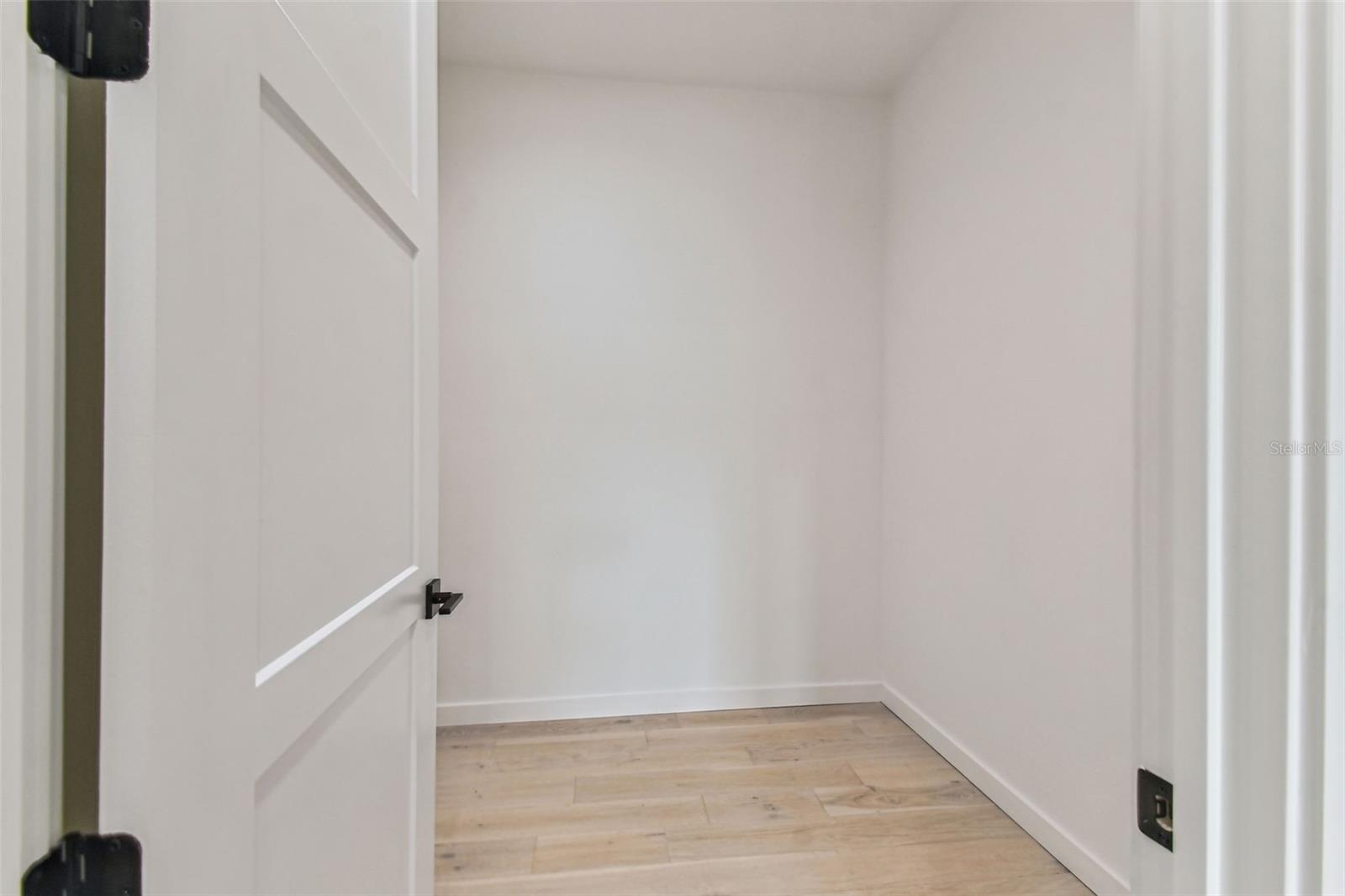 Image 41 of 61 For 1218 Kay Street 3