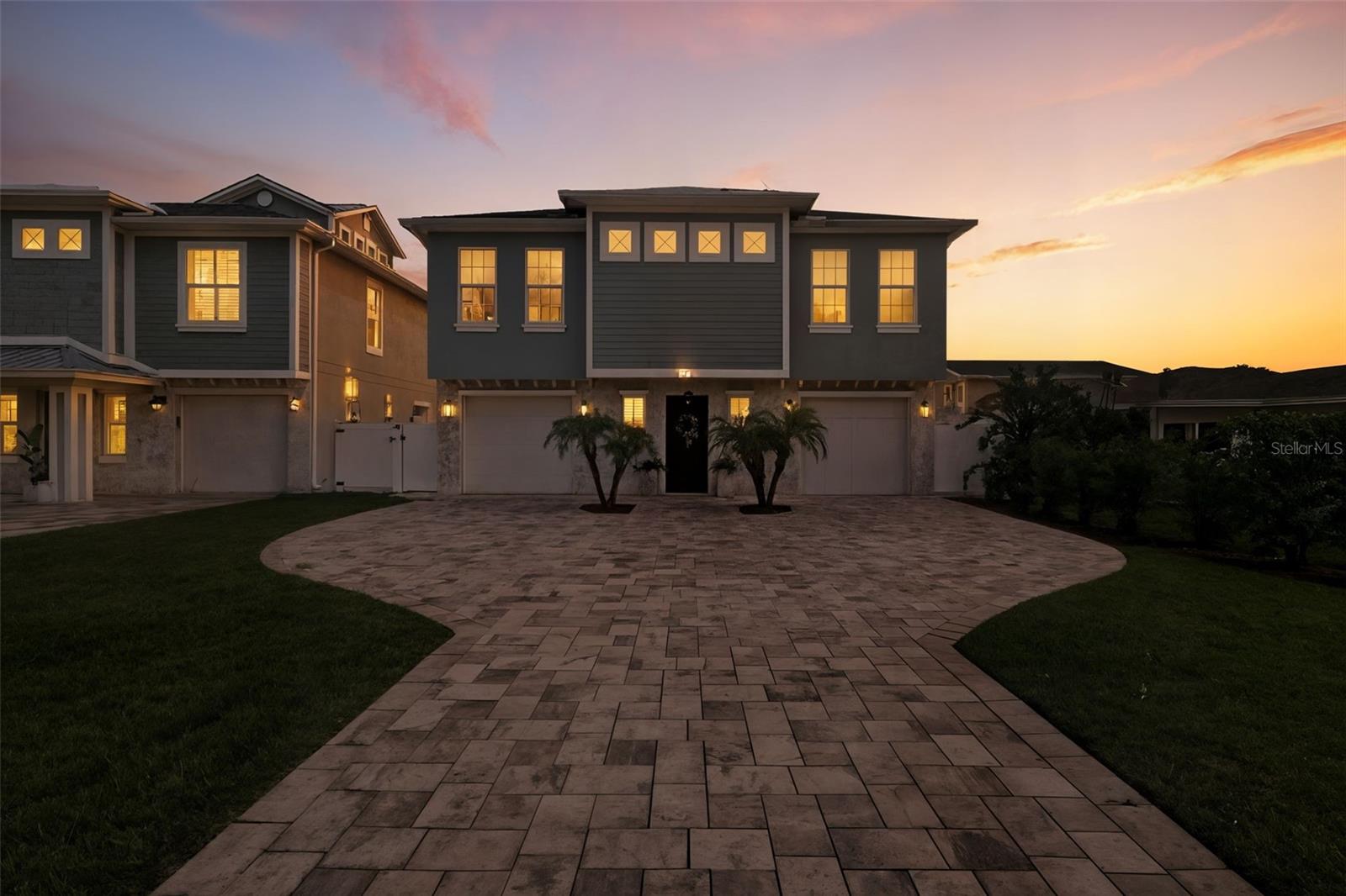 Image 2 of 66 For 406 Venetian Drive