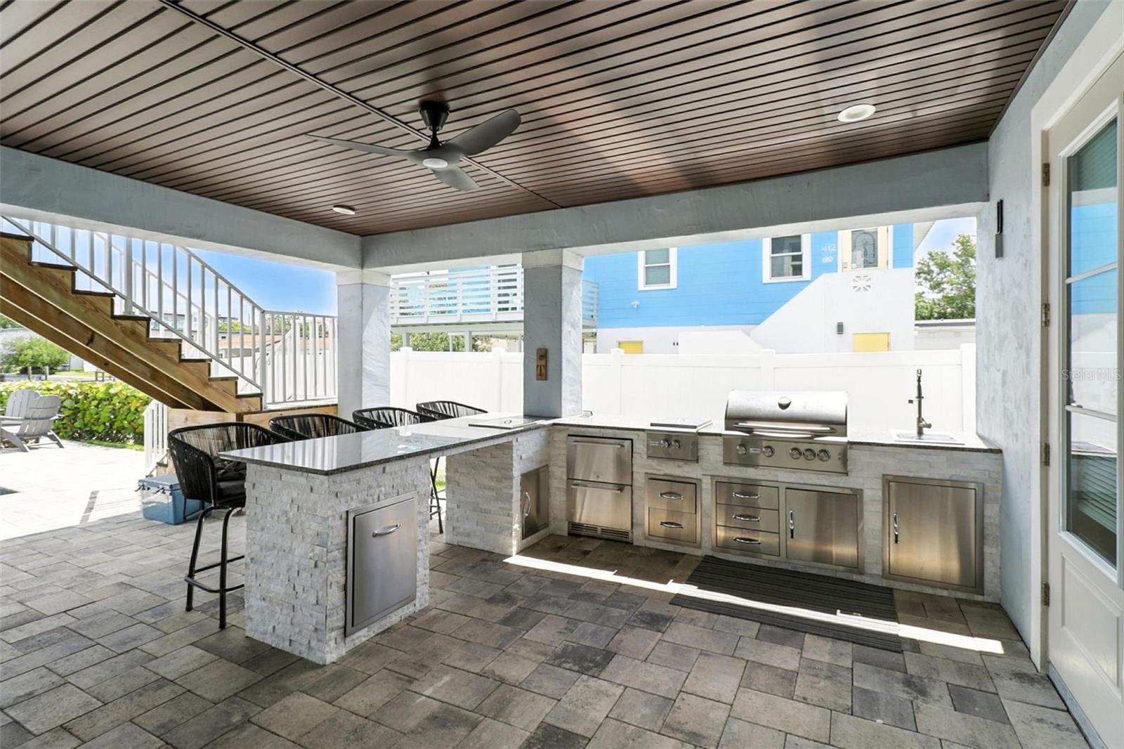 Image 48 of 66 For 406 Venetian Drive