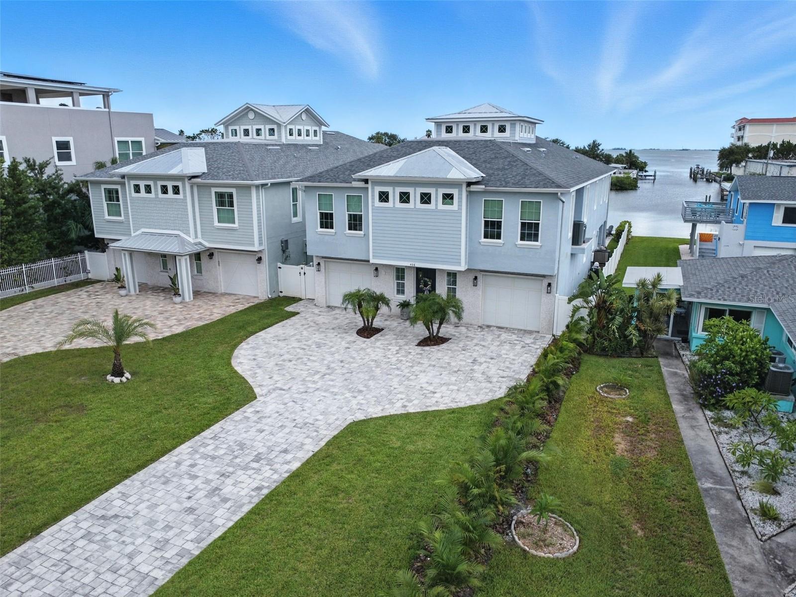 Image 6 of 66 For 406 Venetian Drive