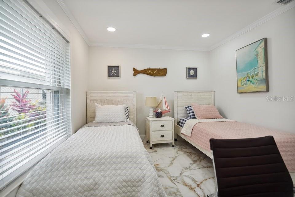 Image 21 of 34 For 4091 Lakespur Circle N