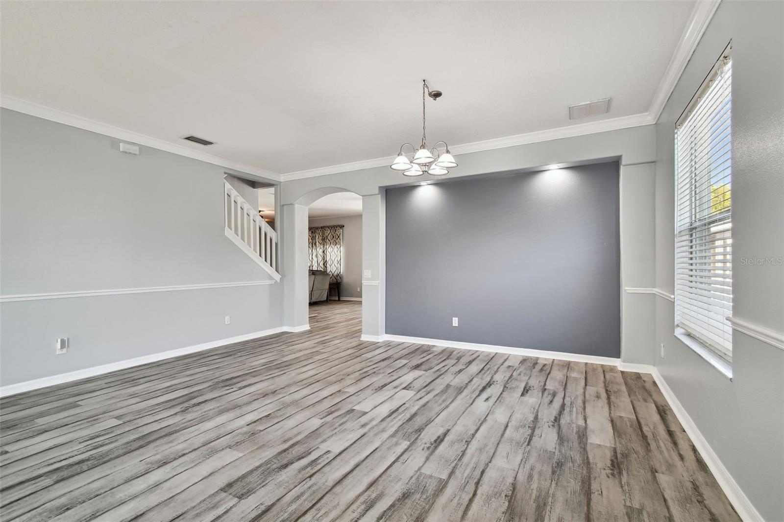 Image 15 of 54 For 19024 Fishermans Bend Drive