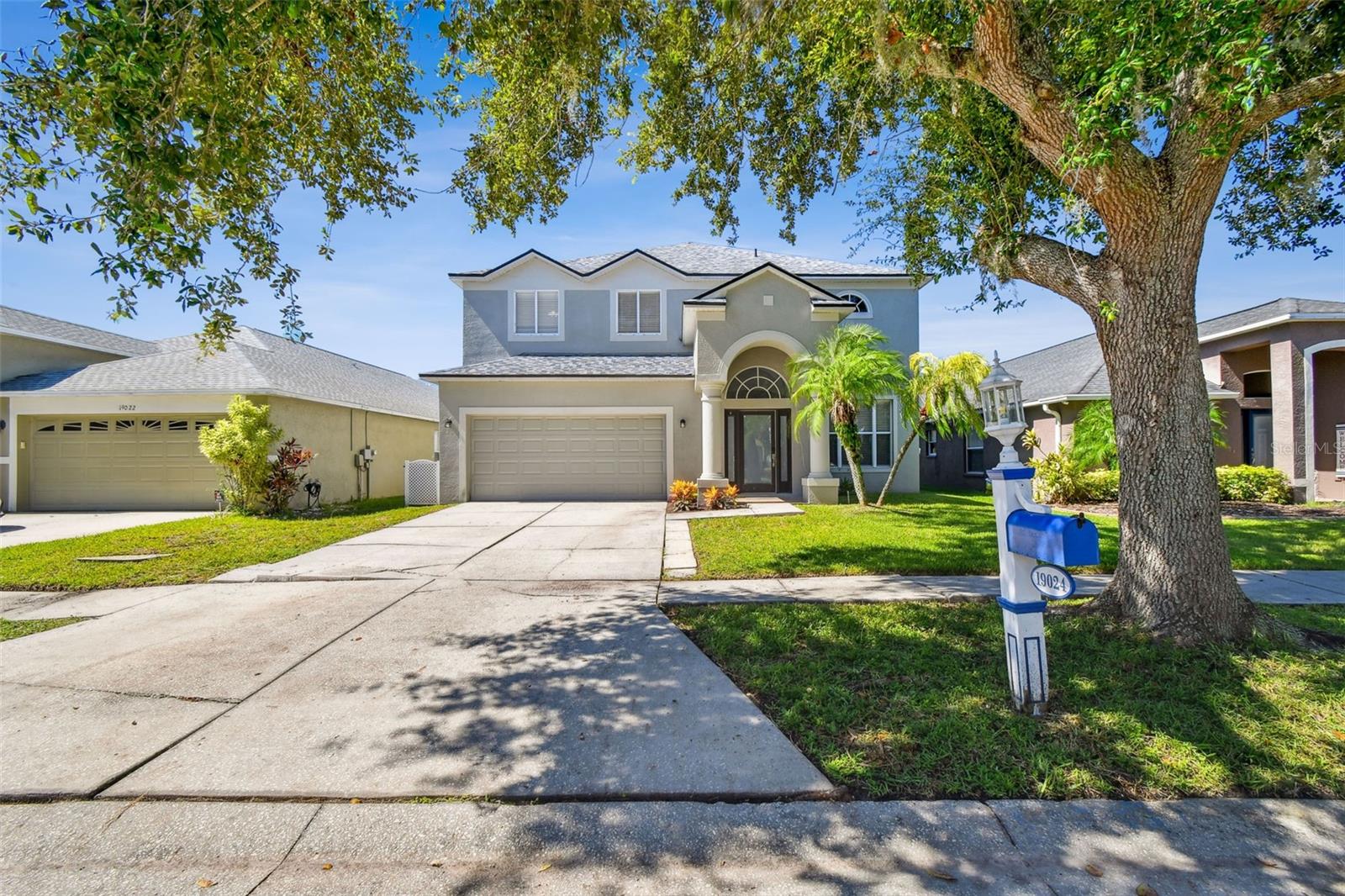 Image 3 of 54 For 19024 Fishermans Bend Drive