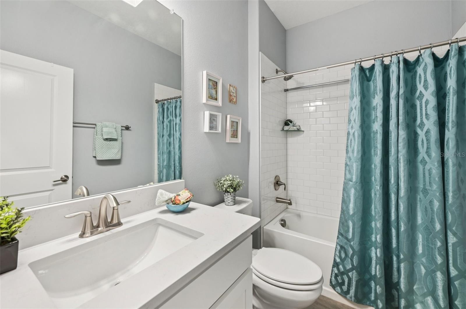 Image 24 of 72 For 17253 Star Banks Street 17253