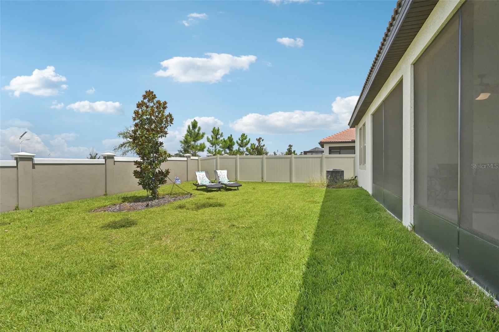 Image 35 of 72 For 17253 Star Banks Street 17253