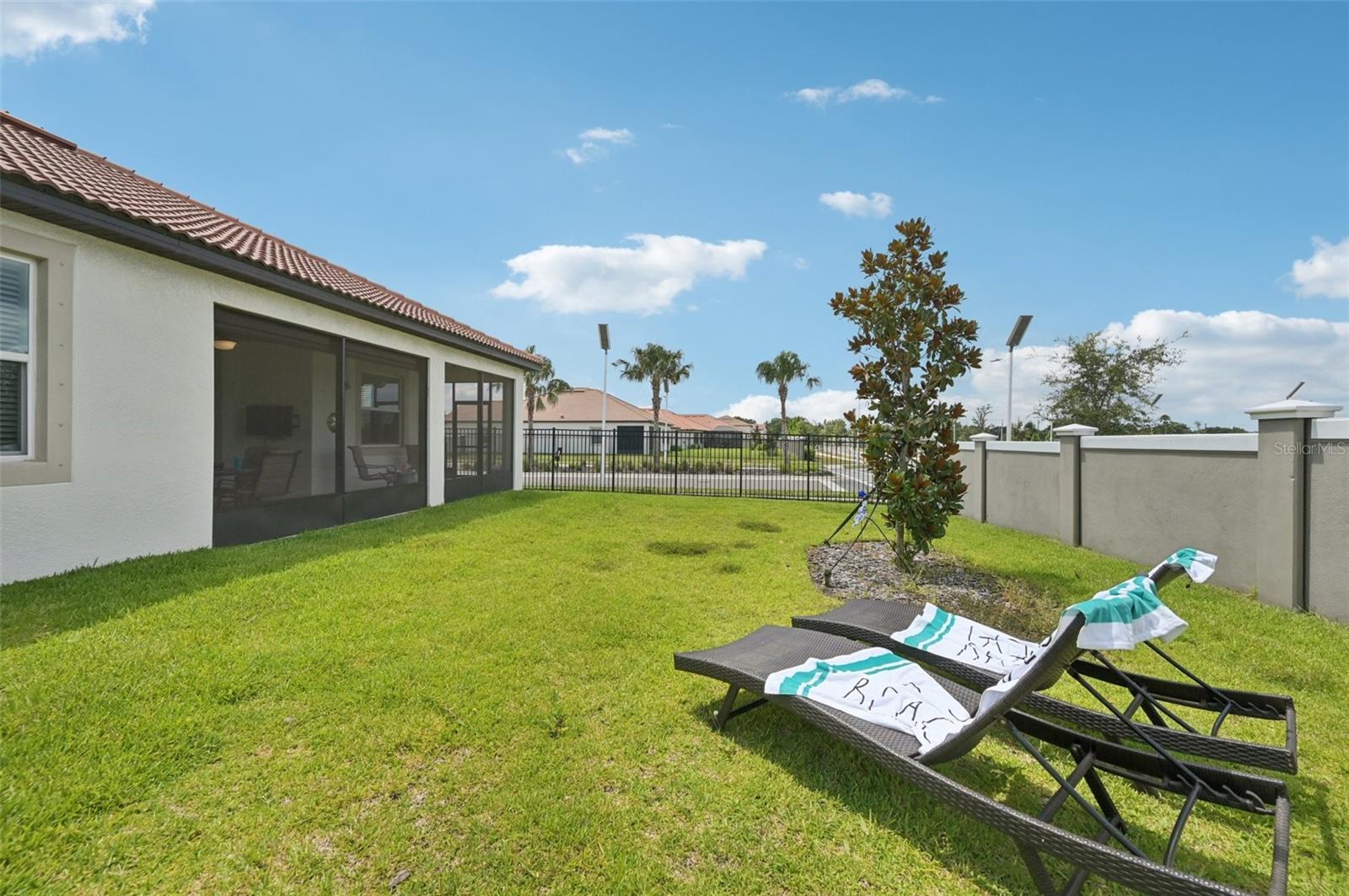 Image 36 of 72 For 17253 Star Banks Street 17253