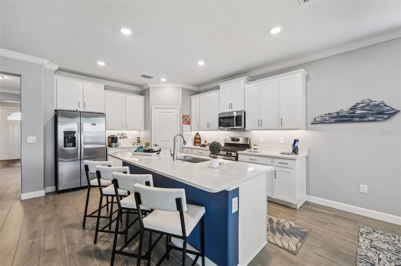 Image 6 of 72 For 17253 Star Banks Street 17253