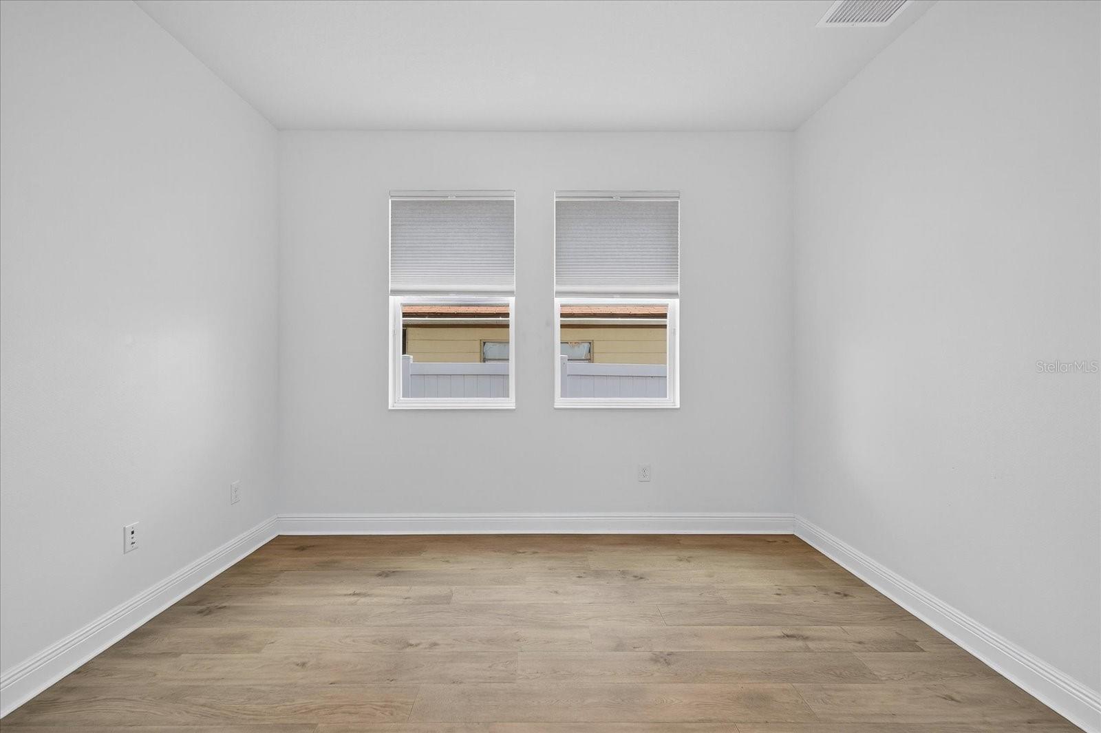 Image 17 of 53 For 2409 Gray Street